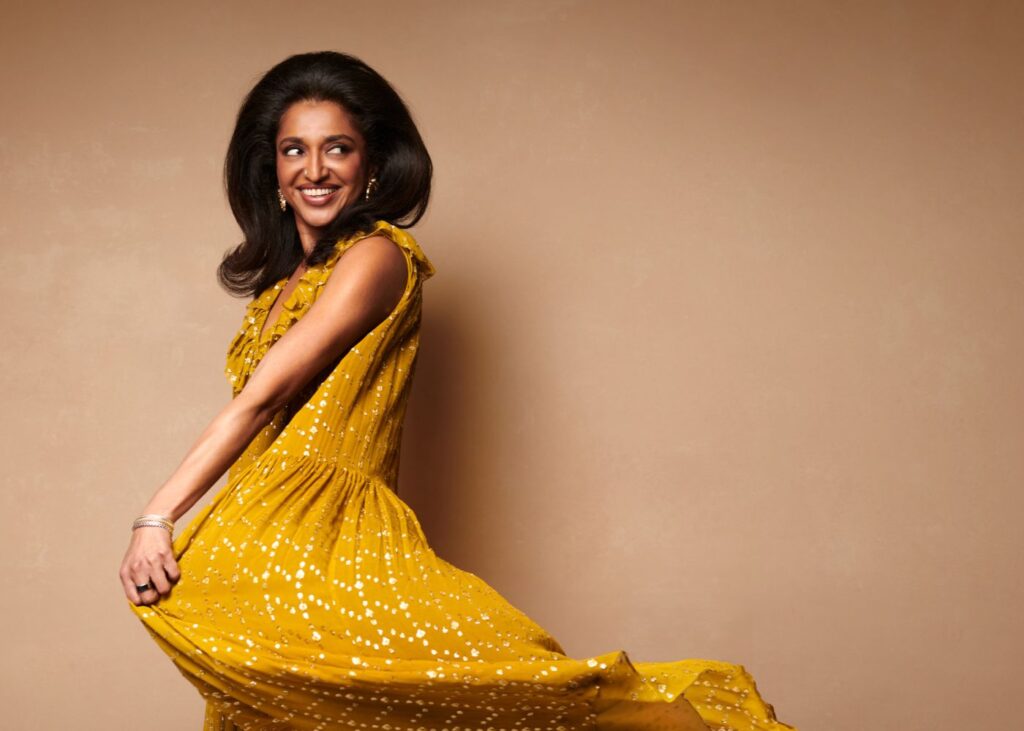 Sindhu Vee: Swanky