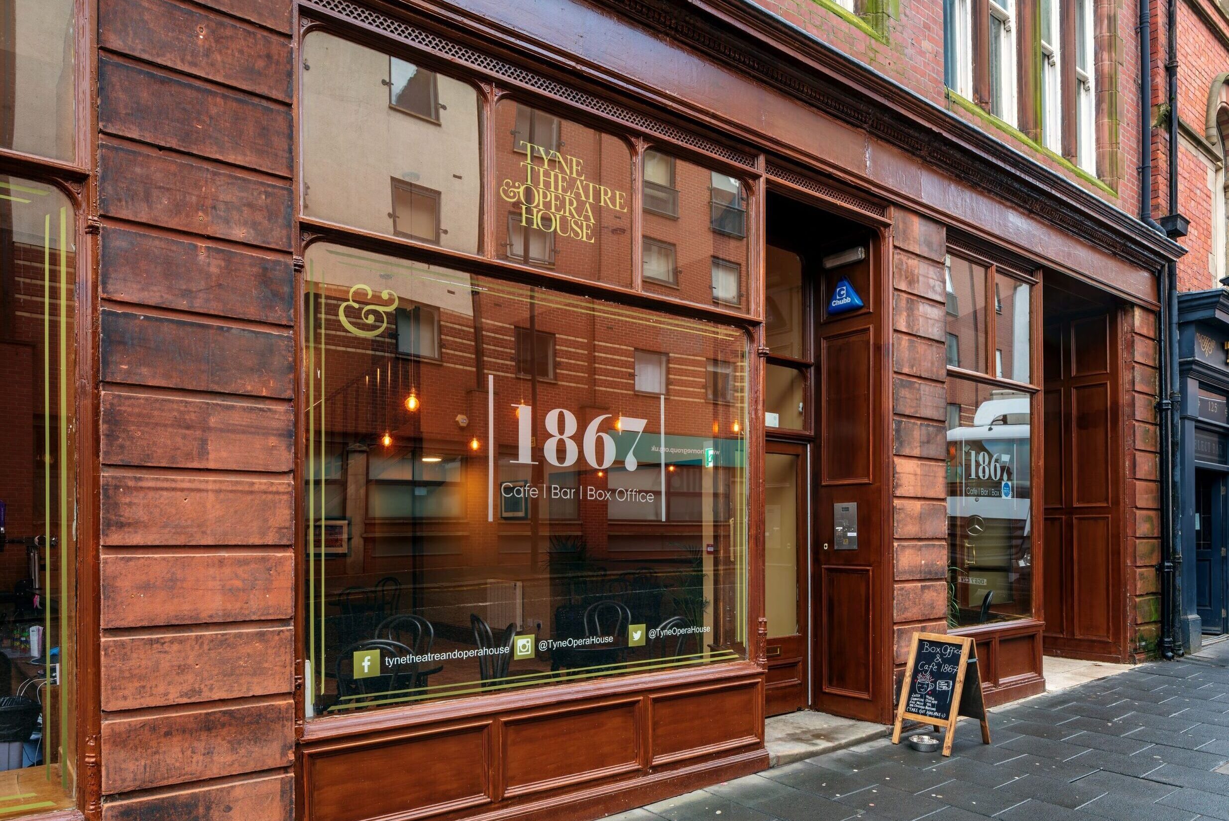 Cafe frontage